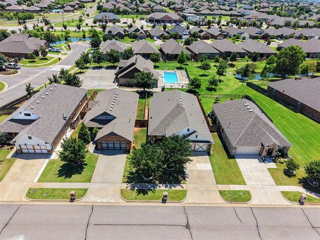 2316 NW 179th Street, Edmond, OK 73012