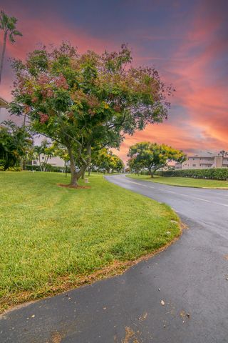 2562 N Garden Drive N 308, Lake Worth, FL 33461