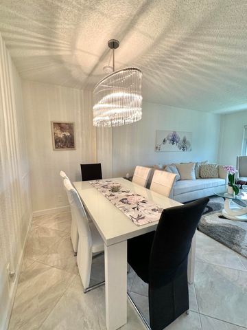 2562 N Garden Drive N 308, Lake Worth, FL 33461