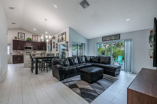 10275 Grove Lane, Cooper City, FL 33328