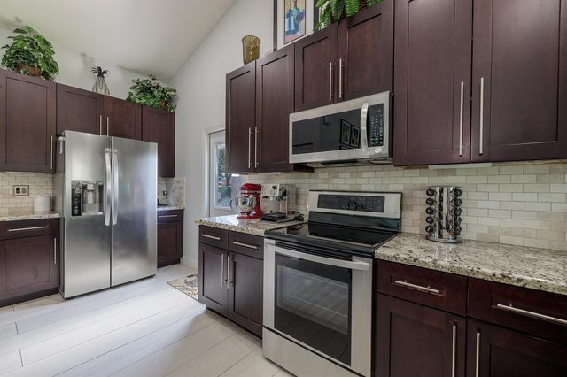 10275 Grove Lane, Cooper City, FL 33328