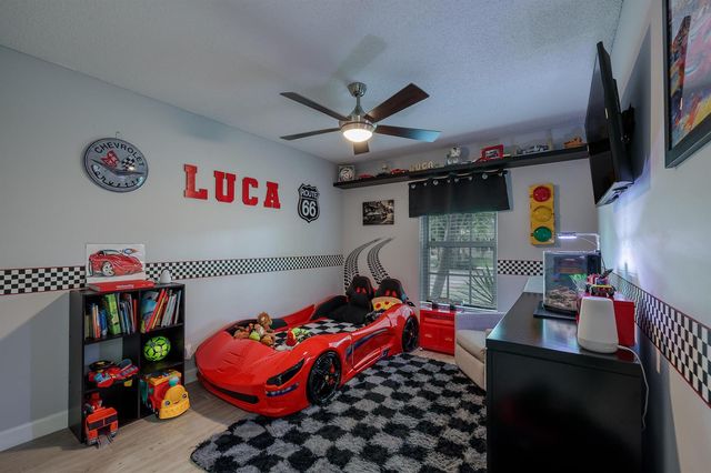 10275 Grove Lane, Cooper City, FL 33328