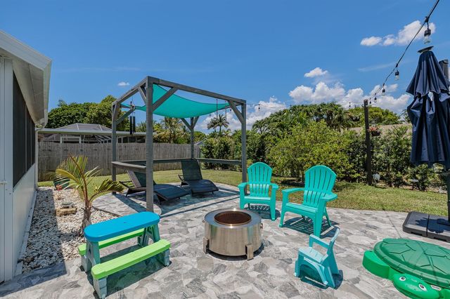 10275 Grove Lane, Cooper City, FL 33328