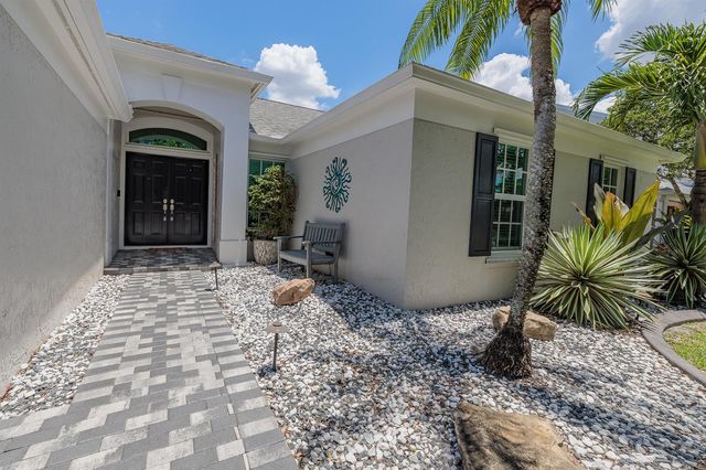 10275 Grove Lane, Cooper City, FL 33328