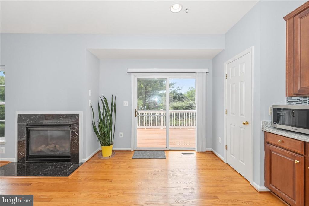 Image 22 of property listing at 21 INKBERRY CIR, Gaithersburg, MD 20877