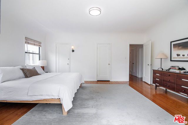 228 S Orange Drive, Los Angeles, CA 90036