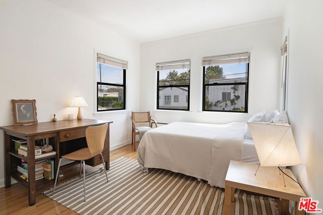 228 S Orange Drive, Los Angeles, CA 90036