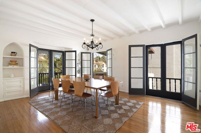 228 S Orange Drive, Los Angeles, CA 90036