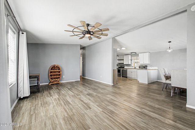 1630 E John Cabot Road, Phoenix, AZ 85022