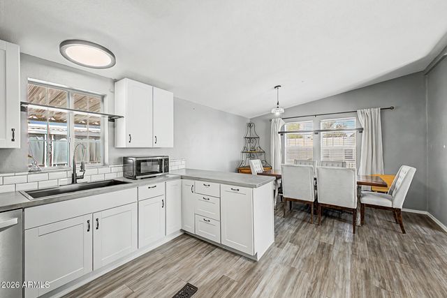 1630 E John Cabot Road, Phoenix, AZ 85022