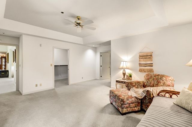 2812 Lacy Ln, Sacramento, CA 95821