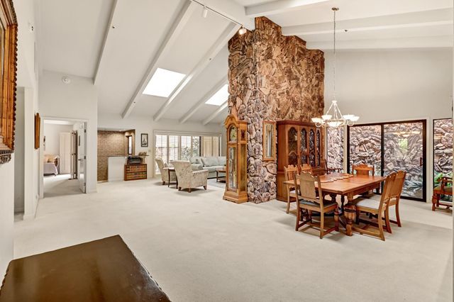 2812 Lacy Ln, Sacramento, CA 95821