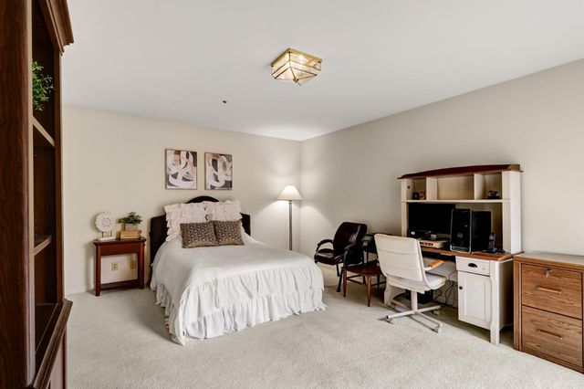 2812 Lacy Ln, Sacramento, CA 95821