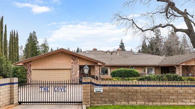 2812 Lacy Ln, Sacramento, CA 95821