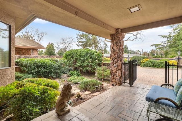 2812 Lacy Ln, Sacramento, CA 95821