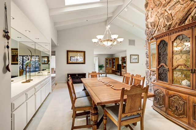 2812 Lacy Ln, Sacramento, CA 95821