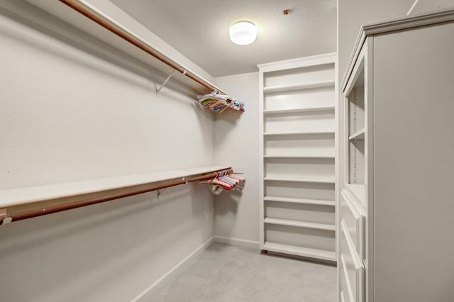 2812 Lacy Ln, Sacramento, CA 95821