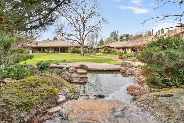 2812 Lacy Ln, Sacramento, CA 95821