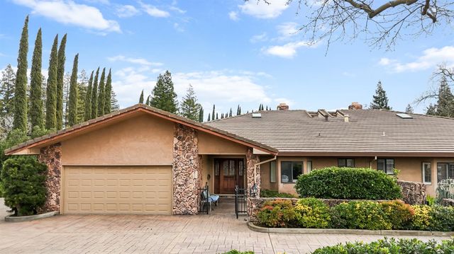 2812 Lacy Ln, Sacramento, CA 95821