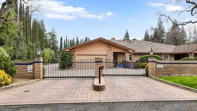 2812 Lacy Ln, Sacramento, CA 95821