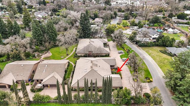2812 Lacy Ln, Sacramento, CA 95821