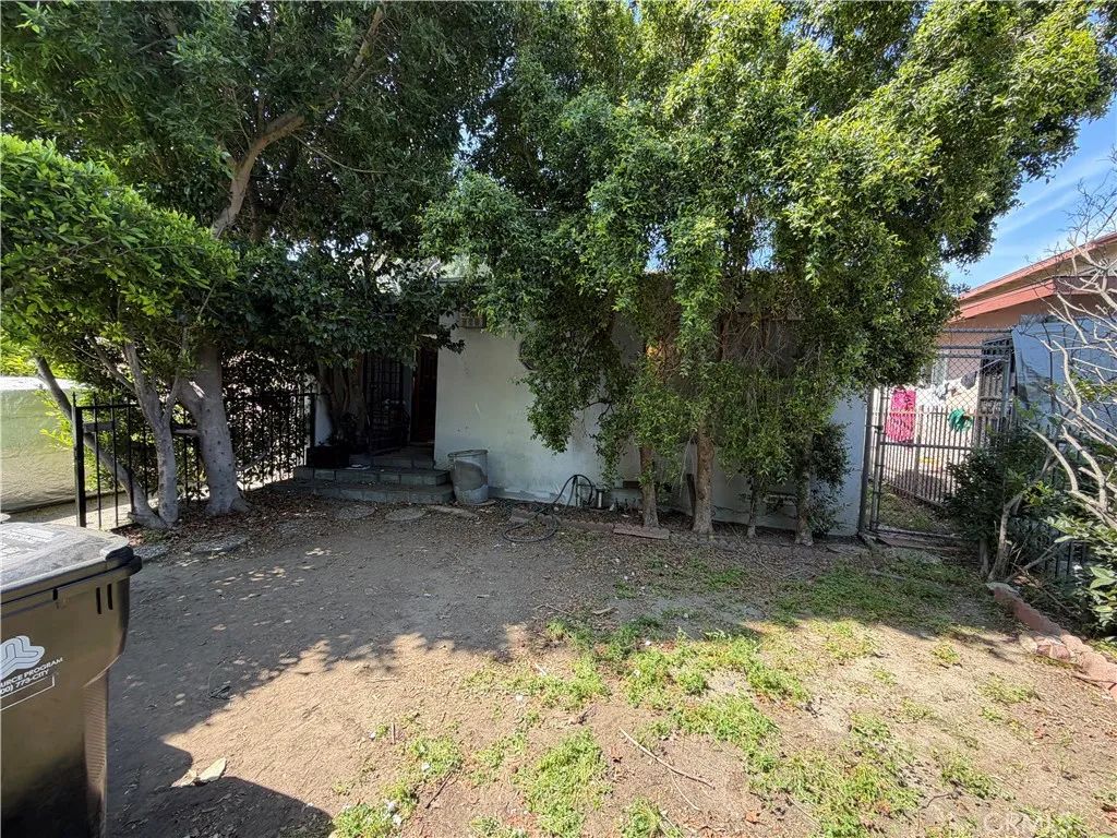 6257 Colfax, North Hollywood, CA 91606