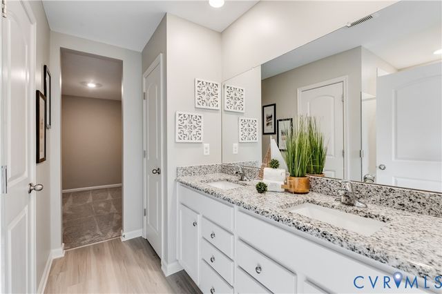 2611 Cedarville Ct, Midlothian, VA 23112