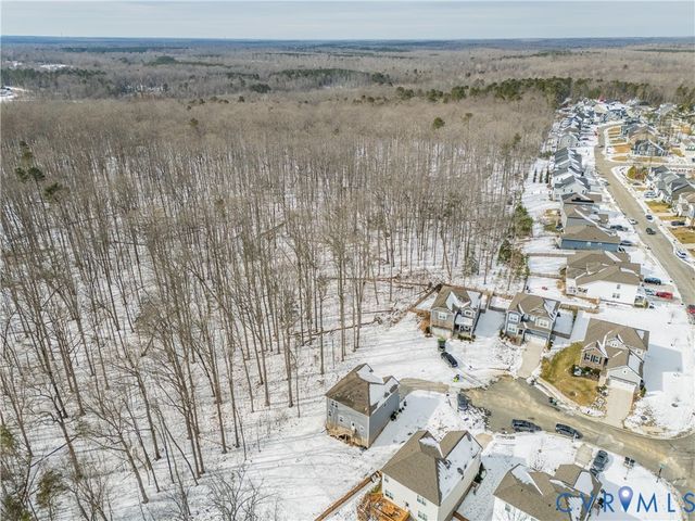 2611 Cedarville Ct, Midlothian, VA 23112