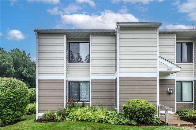 22 Olcott Way 22, Ridgefield, CT 06877