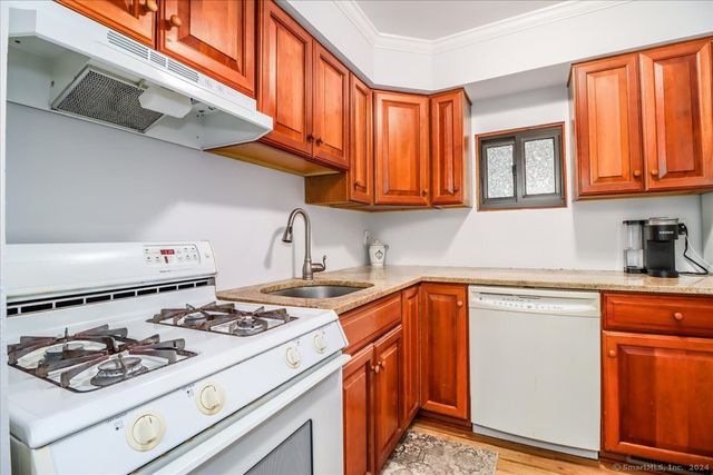 22 Olcott Way 22, Ridgefield, CT 06877