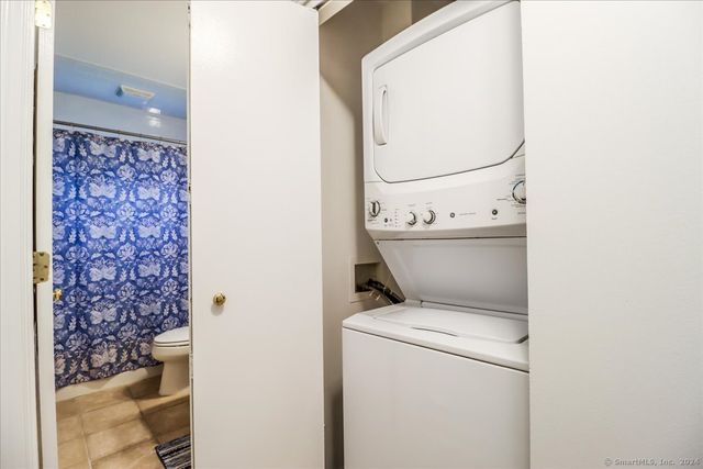 22 Olcott Way 22, Ridgefield, CT 06877