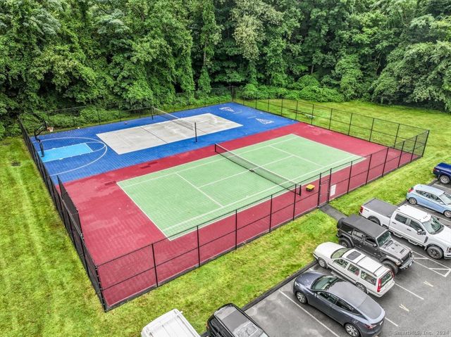 22 Olcott Way 22, Ridgefield, CT 06877