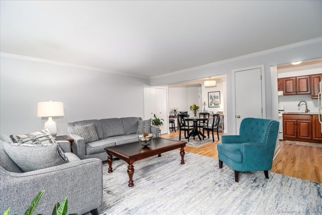 22 Olcott Way 22, Ridgefield, CT 06877