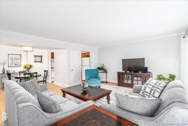 22 Olcott Way 22, Ridgefield, CT 06877