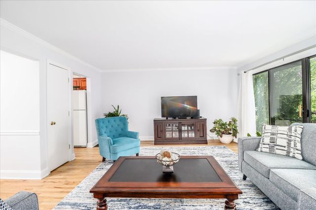 22 Olcott Way 22, Ridgefield, CT 06877