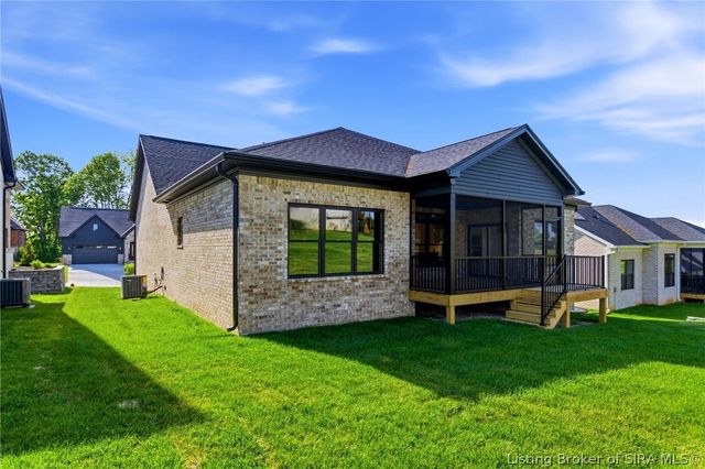 711 Lillian Way, Jeffersonville, IN 47130