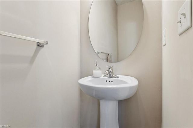 4865 Travertine AVE, Virginia Beach, VA 23462