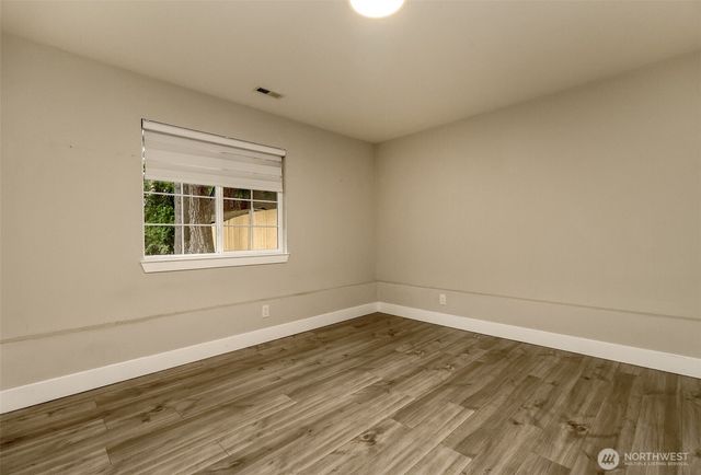 12725 Roosevelt Way NE, Seattle, WA 98125