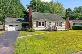 61 Cross Parkway, Burlington, VT 05408