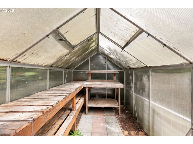 1600 RHODODENDRON Dr 429, Florence, OR 97439