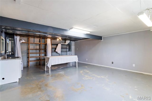 3644 Crestview Drive, Hillsboro, MO 63050