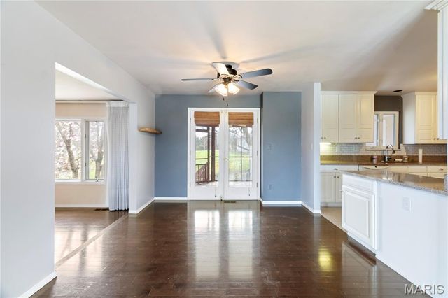 3644 Crestview Drive, Hillsboro, MO 63050