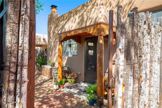 947 Lopez 2, Santa Fe, NM 87501