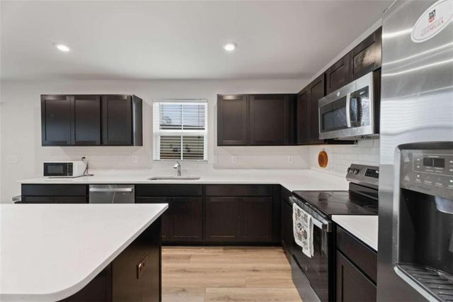 9060 Celtic Drive, Winston, GA 30187