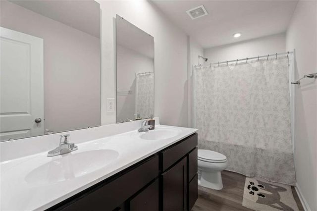 9060 Celtic Drive, Winston, GA 30187