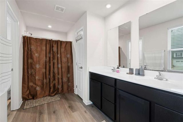 9060 Celtic Drive, Winston, GA 30187