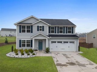 9060 Celtic Drive, Winston, GA 30187