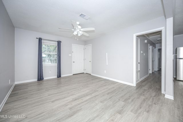 201 Audrey Circle, Ocean Springs, MS 39564