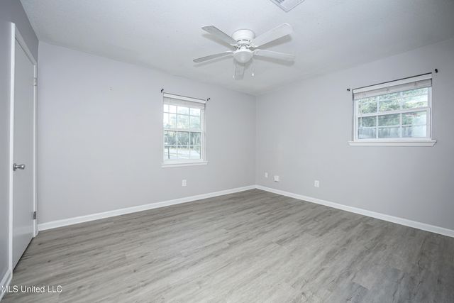 201 Audrey Circle, Ocean Springs, MS 39564