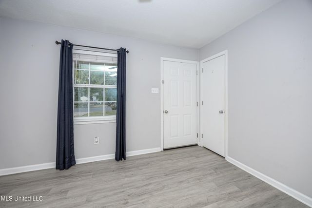 201 Audrey Circle, Ocean Springs, MS 39564